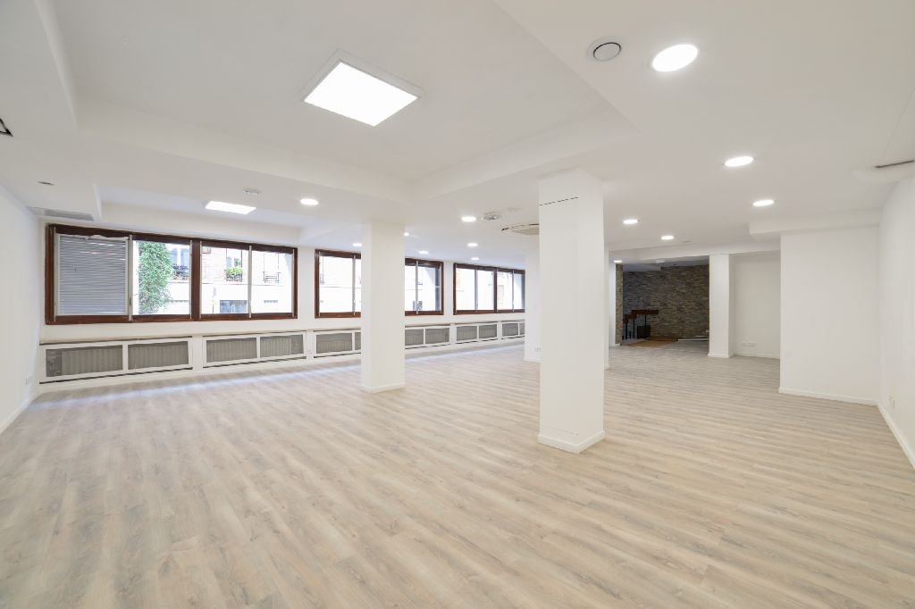 Bureaux à vendre Bréguet-Sabin (Métro ligne 5) de 859m² Photo 1