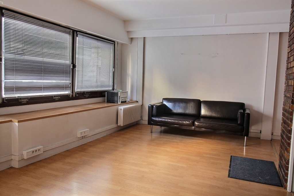 Bureaux à louer PARIS 15