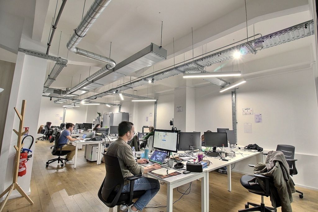 Bureaux à louer Poissonnière (Métro ligne 7) de 570m² Photo 2