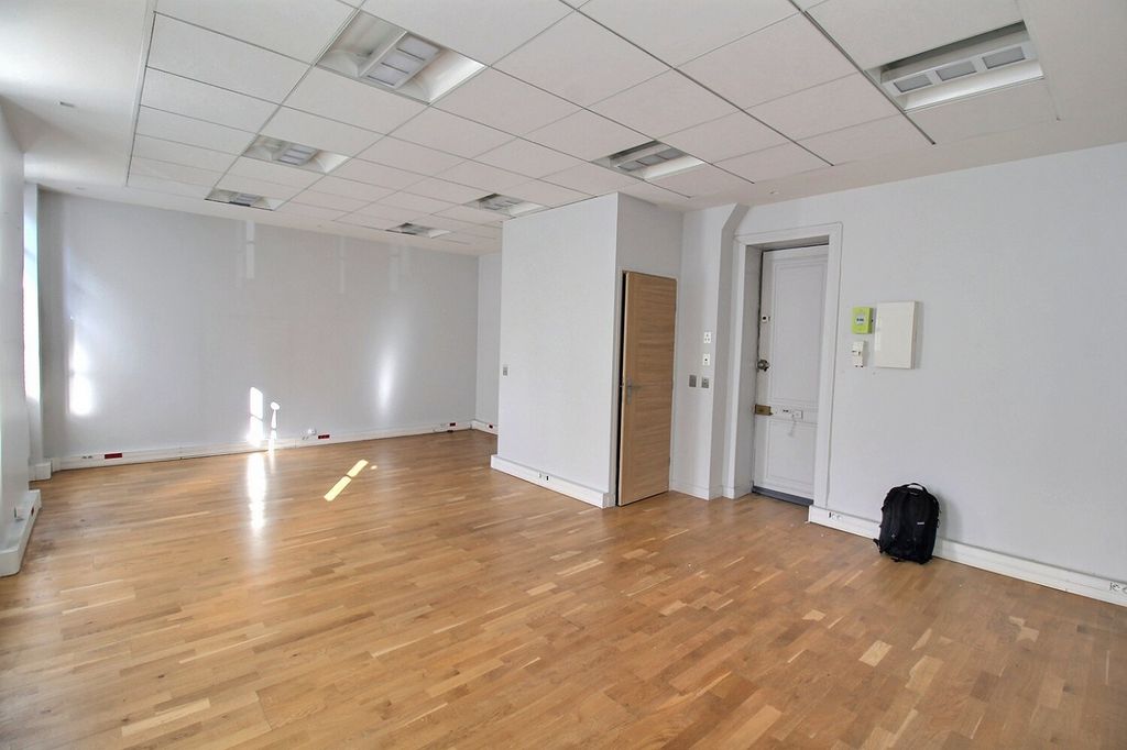 Bureaux à louer Péreire (RER C) de 38m² Photo 4