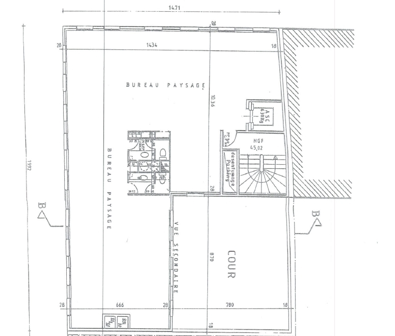 Bureaux à louer Trinité-d'Estienne d'Orves (Métro ligne 12) de 372m² Plan R+4